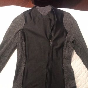 Brand new condition lululemon jacket